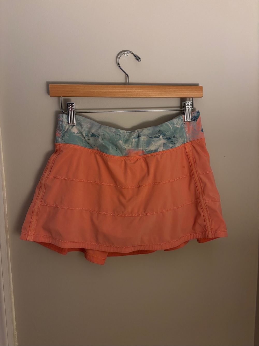 Lululemon Coral Orange Athletic Skort Size 6 Built-In Shorts